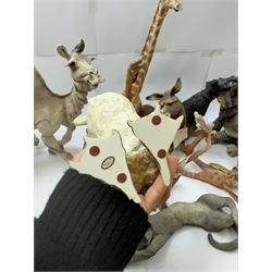 Fifteen Country Artists A Breed Apart figures, including elephant, orangutan, camel, frogs etc, some with boxes   