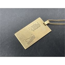 9ct gold identity tag pendant necklace, engraved with initials DA, hallmarked 