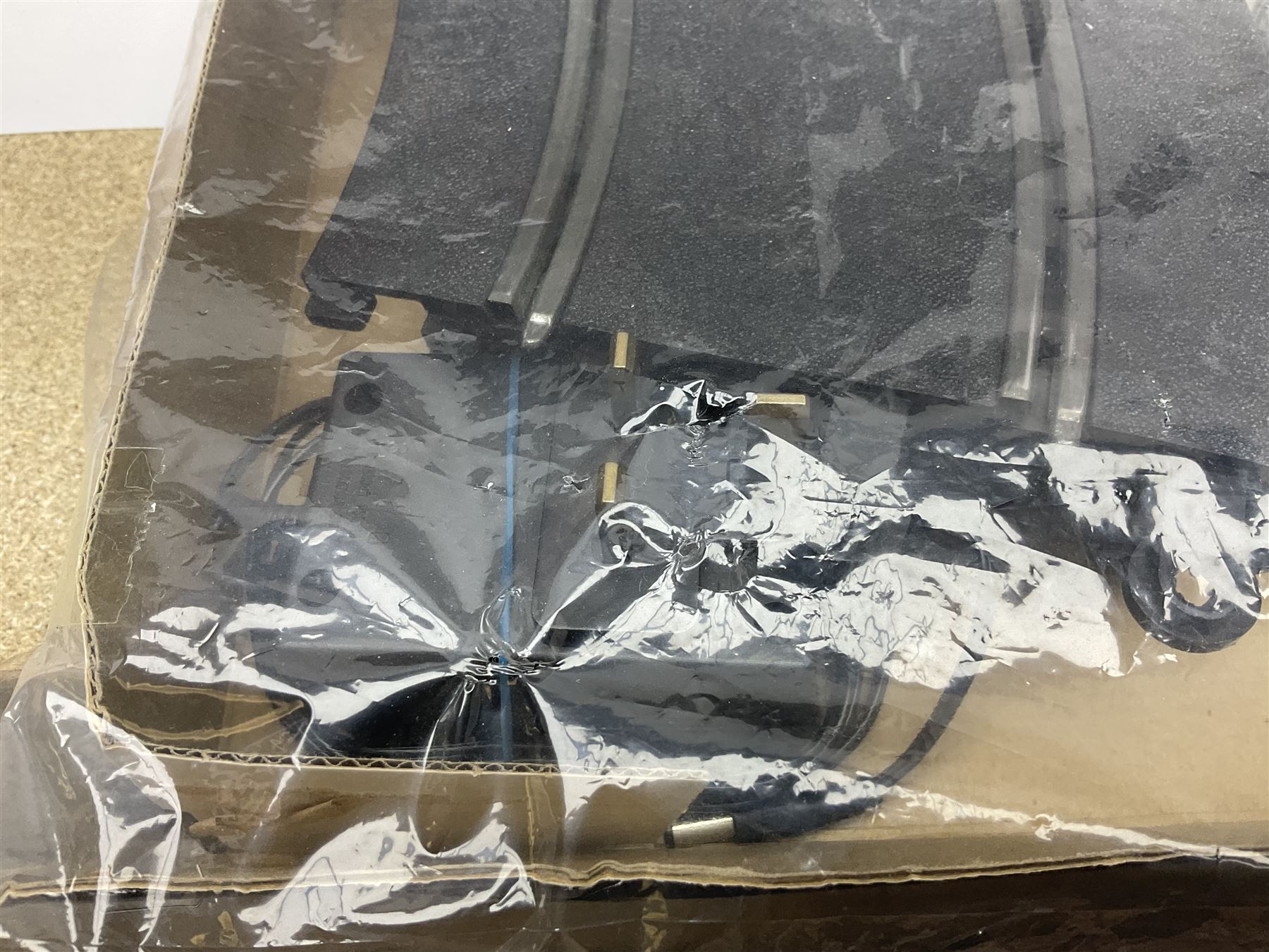 Scalextric - Scalextric 400 C587 set with March Ford 721 and JPS Formula One cars; Calibra Cup set with Motorsport Calibra and Old Spice Calibra; C8040 Track Extension Pack, Hump Back Bridge part-set and unassociated SuperSlot 1:32 scale die-cast Williams-Toyota FW29 unassembled car in four blister packs 