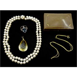 18ct gold link necklace, stamped 750, double strand pearl necklace, with 9ct gold pearl clasp, silver paste stone ring, stone set pendant and  vintage jewellery brooch box