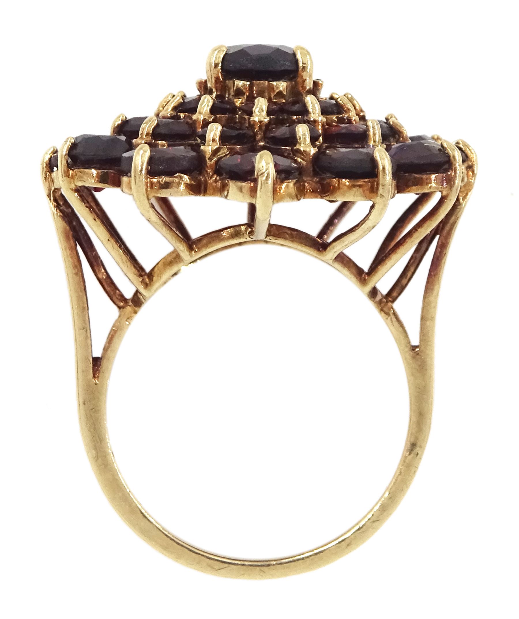 9ct gold large garnet cluster ring, hallmarked