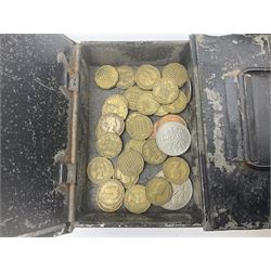 Great British and World coins, including Queen Victoria 1889 halfcrown, pre-decimal pennies, threepences, sixpences and other denominations, commemorative crowns etc