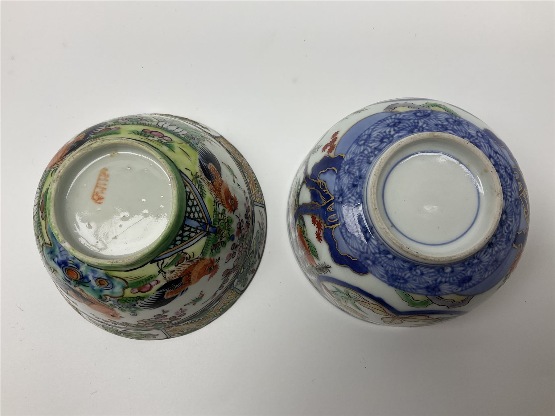 19th century and later Chinese ceramics, to include footed bowl, with hand painted floral and foliate decoration, with pierced lattice work border, upon three bracket feet, together with Chinese export porcelain rice bowl and cover, decorated in enamel with cockerels, against floral and foliate ground, three floral tea bowls and similar plate, largest D17.8cm