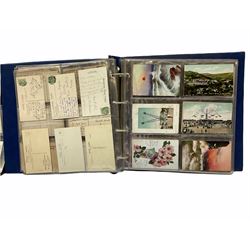 Two modern loose leaf albums and a large quantity of loose Edwardian and later postcards predominantly printing topographical, categorised by counties. 