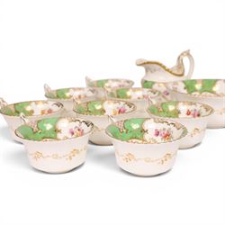 Coalport green batwing pattern tea service for eight, comprising teacups and saucers, side plates, milk jug, open sucrier and sandwich plate