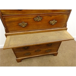  George III mahogany chest on chest, moulded projecting cornice, three short and six long graduating drawers, brass swan neck handles, shaped bracket supports, W111cm, H181cm, D55cm  