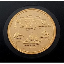 Jamaica 1972 gold proof twenty dollars coin, commemorating the tenth Anniversary of Independence 1962-1972, in plastic display