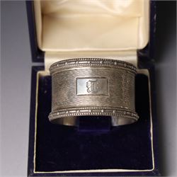 Silver three piece condiment set Birmingham 1938, pair of silver napkin rings, cased, plated napkin ring, silver money clip and silver thimble