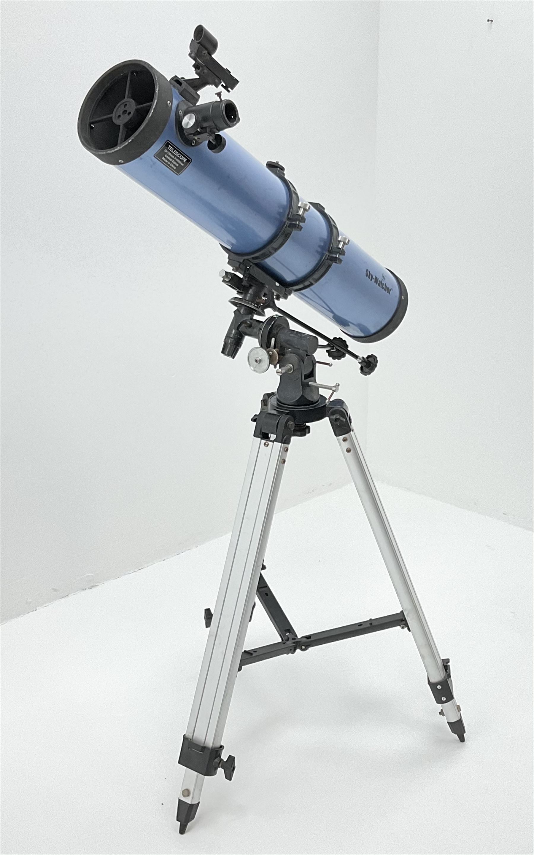 A Sky Watcher telescope D=130mm, F=900mm.