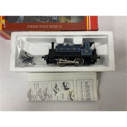 Hornby ‘00’ gauge - LBSC Class A1 0-6-0 ‘Brighton Works’ Terrier locomotive no.32635; LBSC E2 Class 0-6-0 tank locomotive no.100; BR Class 3F Jinty 0-6-0 tank locomotive no.47480; Caledonian ‘Pug’ Class 0-4-0 Saddle Tank locomotive no.270; GNR Class J13 0-6-0 Saddle Tank locomotive no.1247; LNER Class J83 0-6-0 locomotive no.8477; Class J52 0-6-0T locomotive no.68831 in BR black; in original boxes; BR Black 0-4-0 locomotive no.56025, in ‘Smokey Joe’ box; two further loose locomotives comprising ‘Waddon’ 0-6-0 locomotive no.54 and Caledonian Railway 0-4-0 locomotive no.270 (10) 
