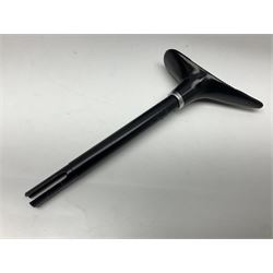 Zenit Photosniper Outfit, to include Zenit E camera body, serial no 80272217, 'Tair-3S 4.5/300' lens serial no 8508819, 'Aico 3x Converter', etc, all in a metal carry case  