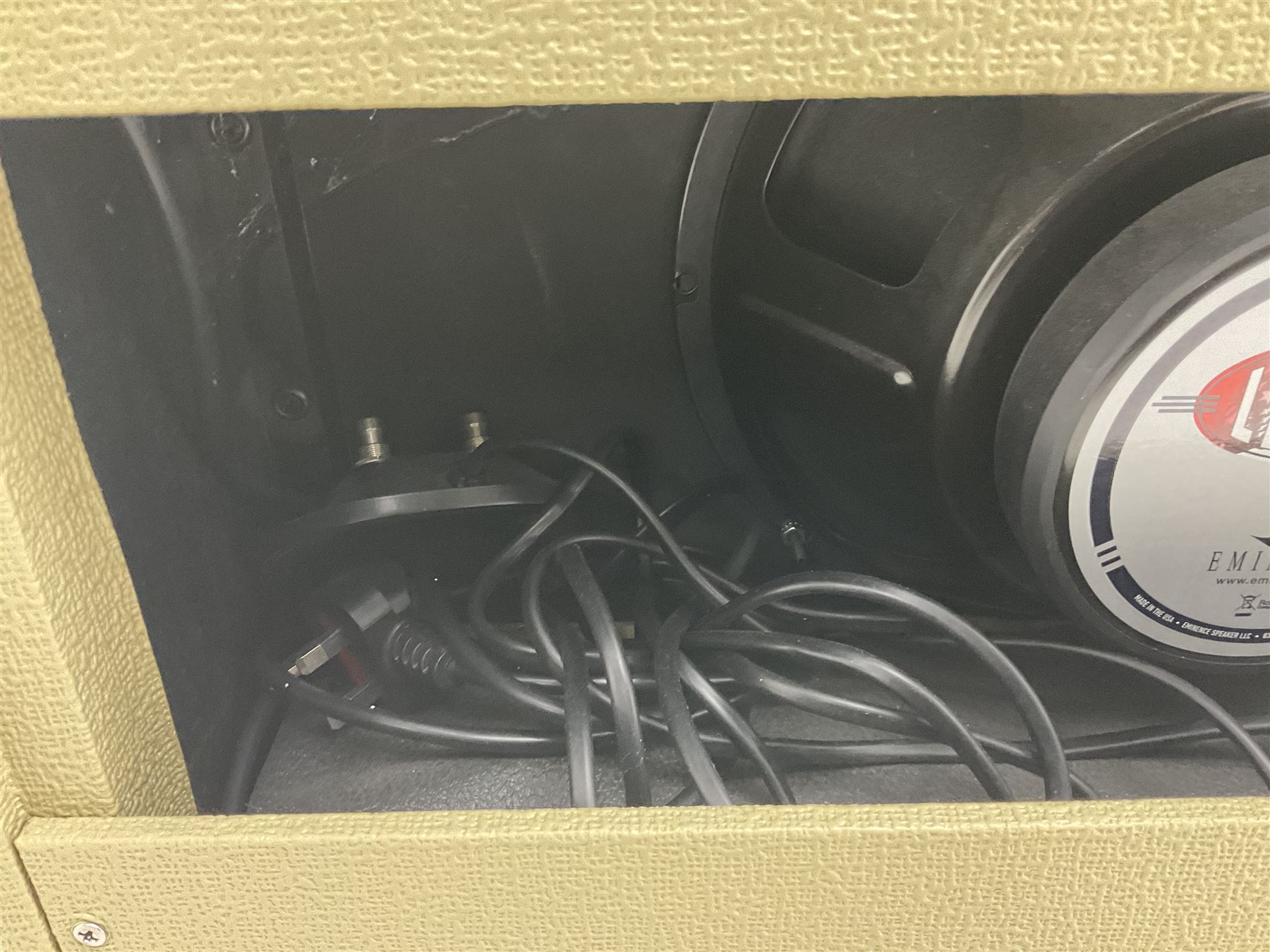 Headstrong Lil'King-S valve amplifier with Legend speaker, being a Boutique guitar amp made in the USA as a fender Princeton Reverb Clone in a cream colour; NVN; L51cm