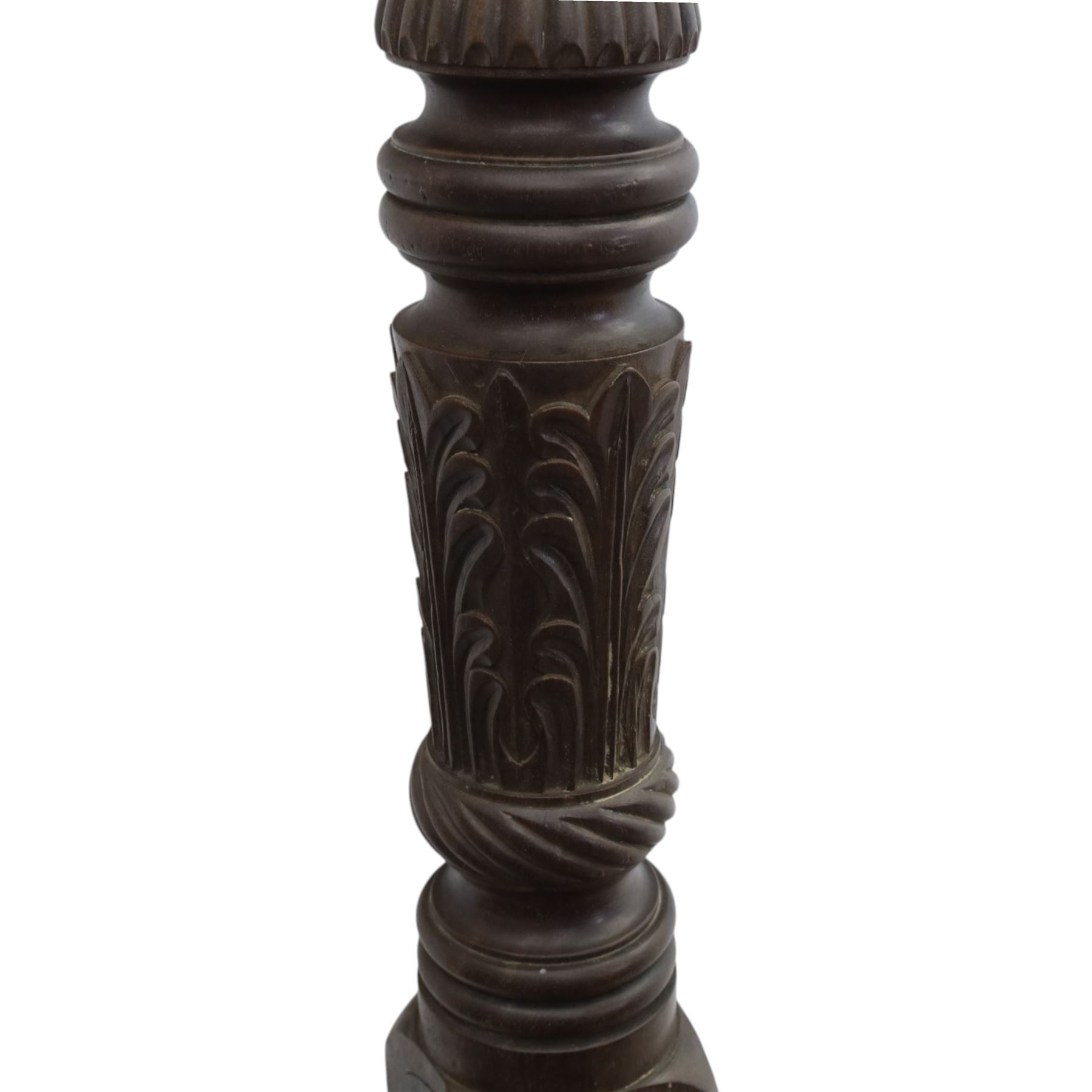 19th century and later mahogany four poster bed frame, featuring two spiral columns carved with acanthus leaves, complete with fittings