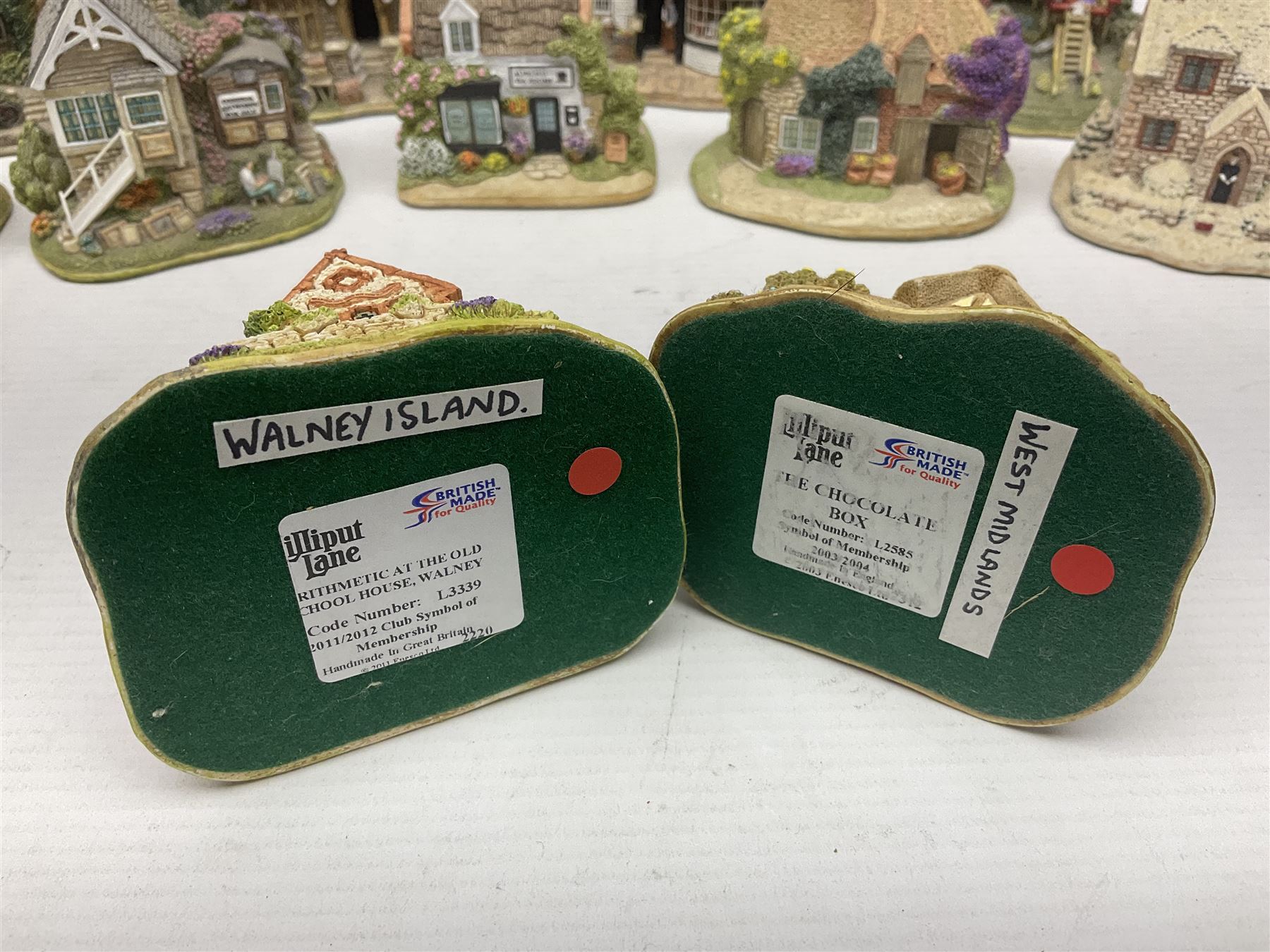 Twenty Lilliput Lanes, including The Right Note, Chatterbox Corner, Whistle Stop Gate, New Neighbours, Travellers Rest etc, all in original boxes