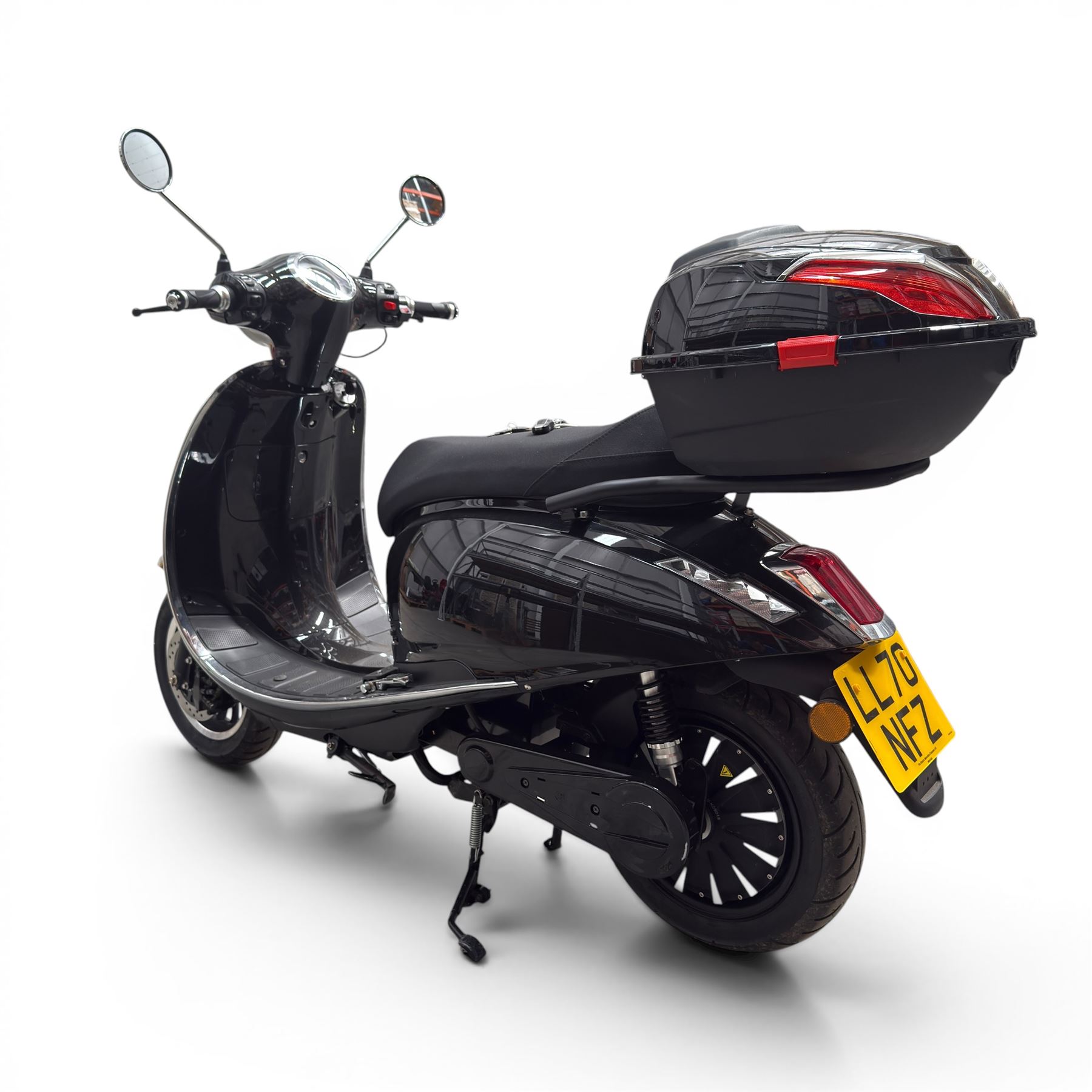 Sakura JS2A - 4000W electric scooter (125cc equivalent), 2 Miles, LL70 NFZ