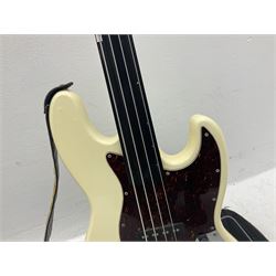 Hohner Professional J Bass F1 four-string fretless electric bass guitar, serial no.C206482 L116cm; in soft carrying case