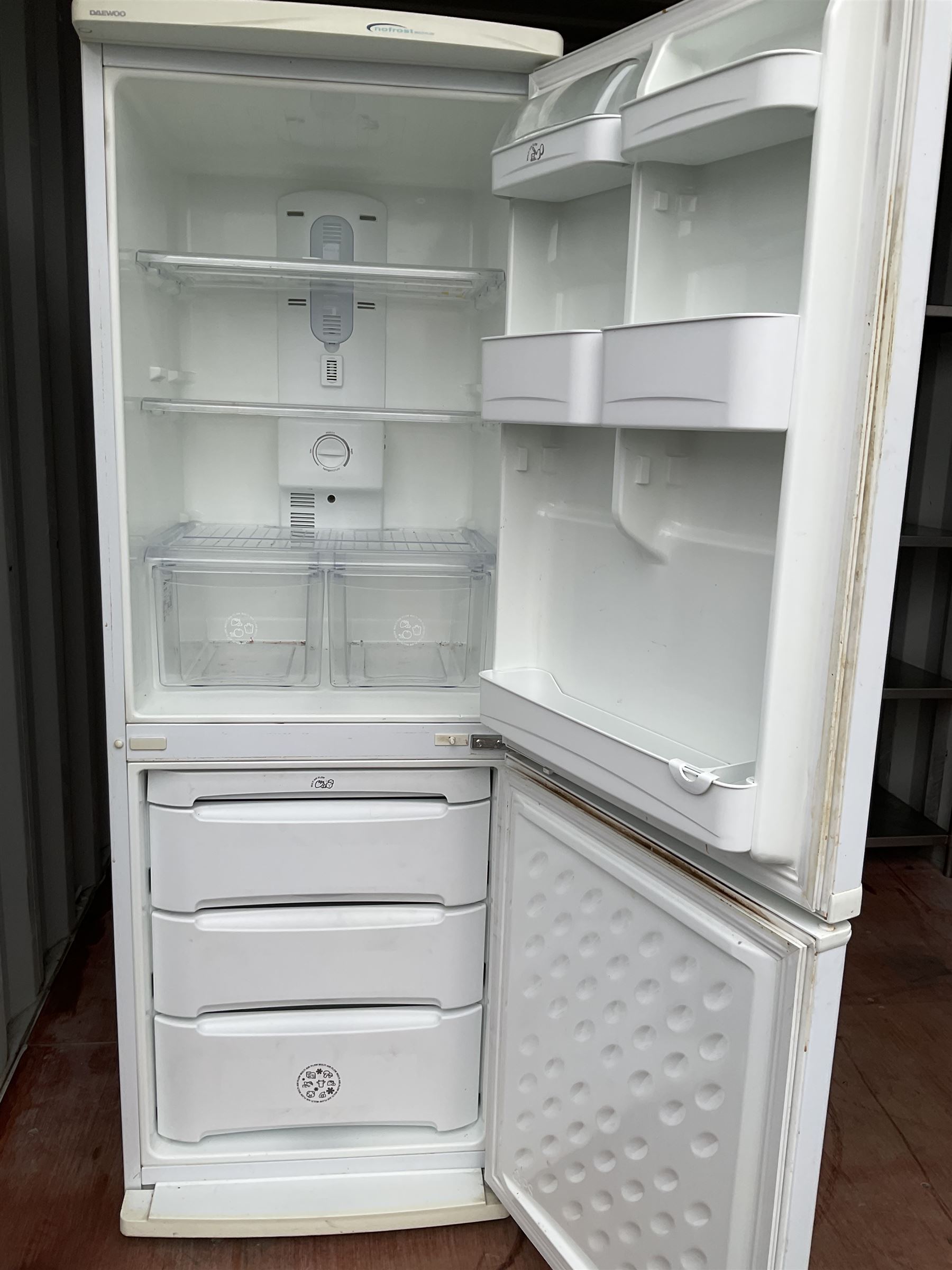 Daewoo Nofrost Multi-Flow fridge freezer  - THIS LOT IS TO BE COLLECTED BY APPOINTMENT FROM DUGGLEBY STORAGE, GREAT HILL, EASTFIELD, SCARBOROUGH, YO11 3TX
