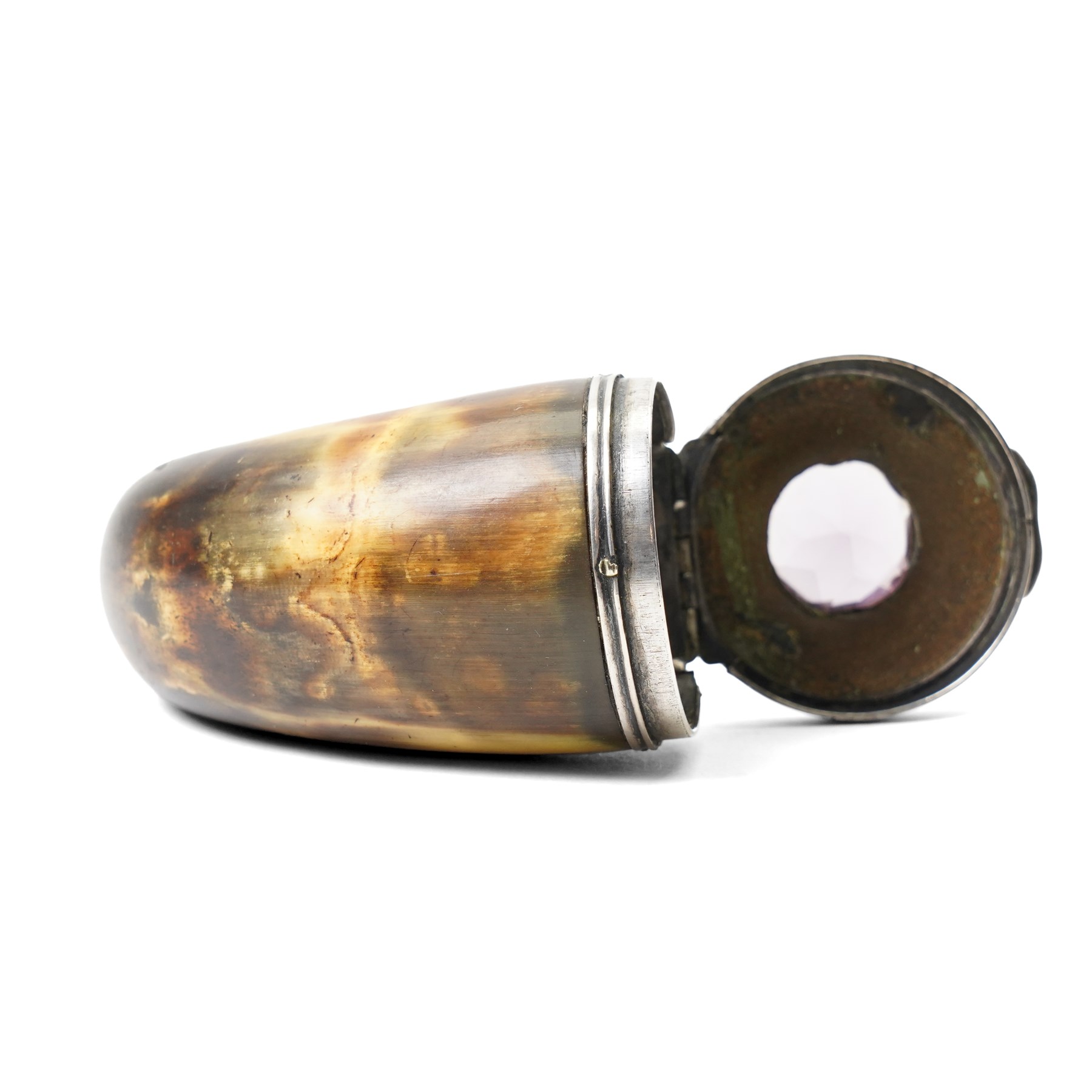 19th century horn snuff mull the cover with silvered mounts and  with purple glass inset