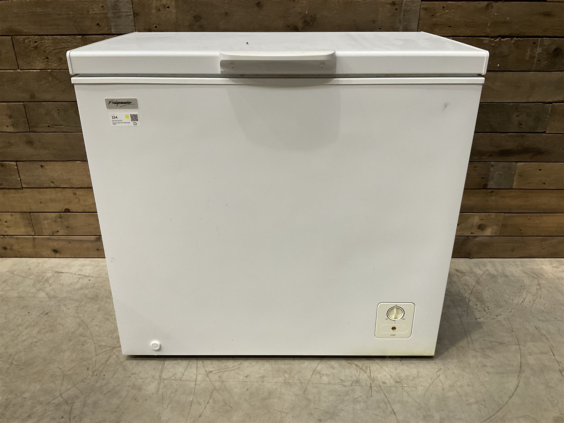 Fridgemaster MCF 194 chest freezer