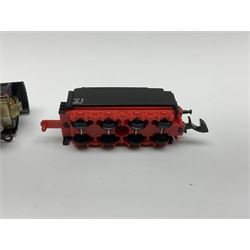 Marklin mini-club 'Z' gauge - DB Diesel Co-Co type locomotive; DB 0-6-0 Rangierlok type shuttle locomotive probably no.8864; and another DB 0-6-0 locomotive probably no.8800; together with an unmarked DB 4-6-2 tender locomotive and DB 2-6-0 tender locomotive; all unboxed (5)