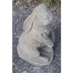  Pair of adult and baby composite stone models of Hares H48cm, max (4)  