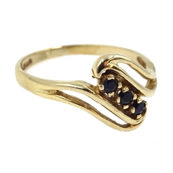 9ct gold three stone sapphire ring, hallmarked