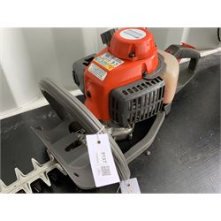 Husqvarna 123HD60 hedge cutter - THIS LOT IS TO BE COLLECTED BY APPOINTMENT FROM DUGGLEBY STORAGE, GREAT HILL, EASTFIELD, SCARBOROUGH, YO11 3TX