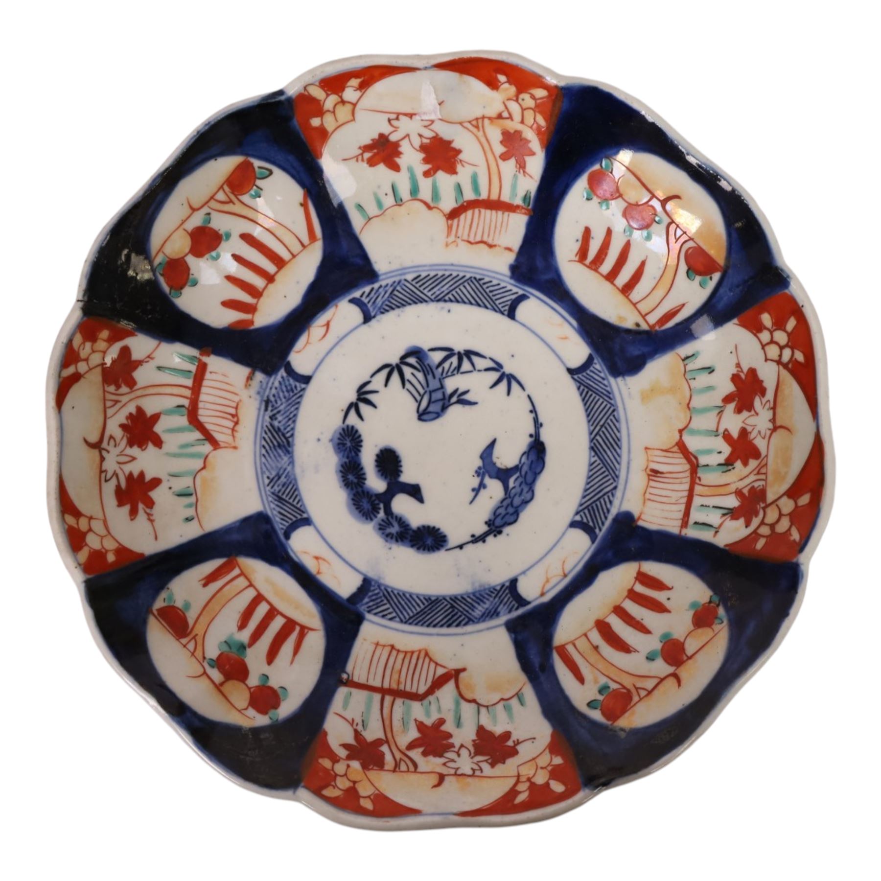 Collection seven 19th century Japanese Imari plates, six with scalloped edges, largest D30cm 