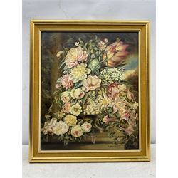 Frank Lonsdale (Scarborough 20th century): Floral Still Life, oil on board signed and dated 1968, 59cm x 49cm