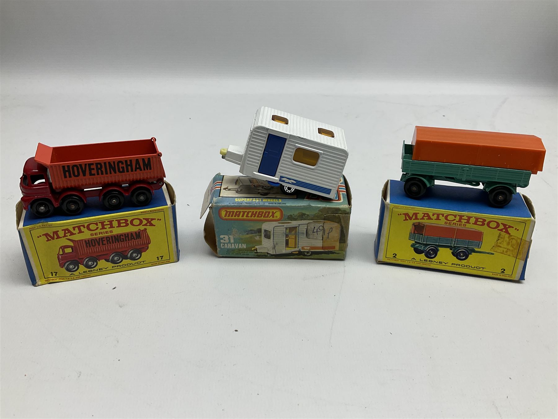 Matchbox 1-75 Series - Carry Case containing thirteen models comprising 2d, 5a, 8a, 9b, 10c, 11c, 13c, 14c, 17d, 25c, 27d, 28c and 31e (Superfast); all boxed