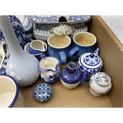 Quantity of Victorian and later blue and white ceramics to include oriental and Delft style examples, including lidded tureens, vases, lidded ginger jar, jugs, etc in two boxes