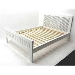*White finish 4’ 6’’ double bedstead