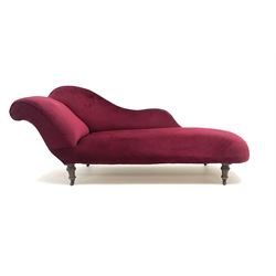 Early 20th century chaise longue, upholstered in red velvet, turned supports