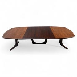 Lynggard Møbler - mid 20th century Danish teak extending dining table, the rounded rectangular veneered top with concealed central leaf, raised on twin sculpted pedestal bases, (Extends to 300cm) combining fine craftsmanship and organic form typical of Scandinavian modern design from the 1960s