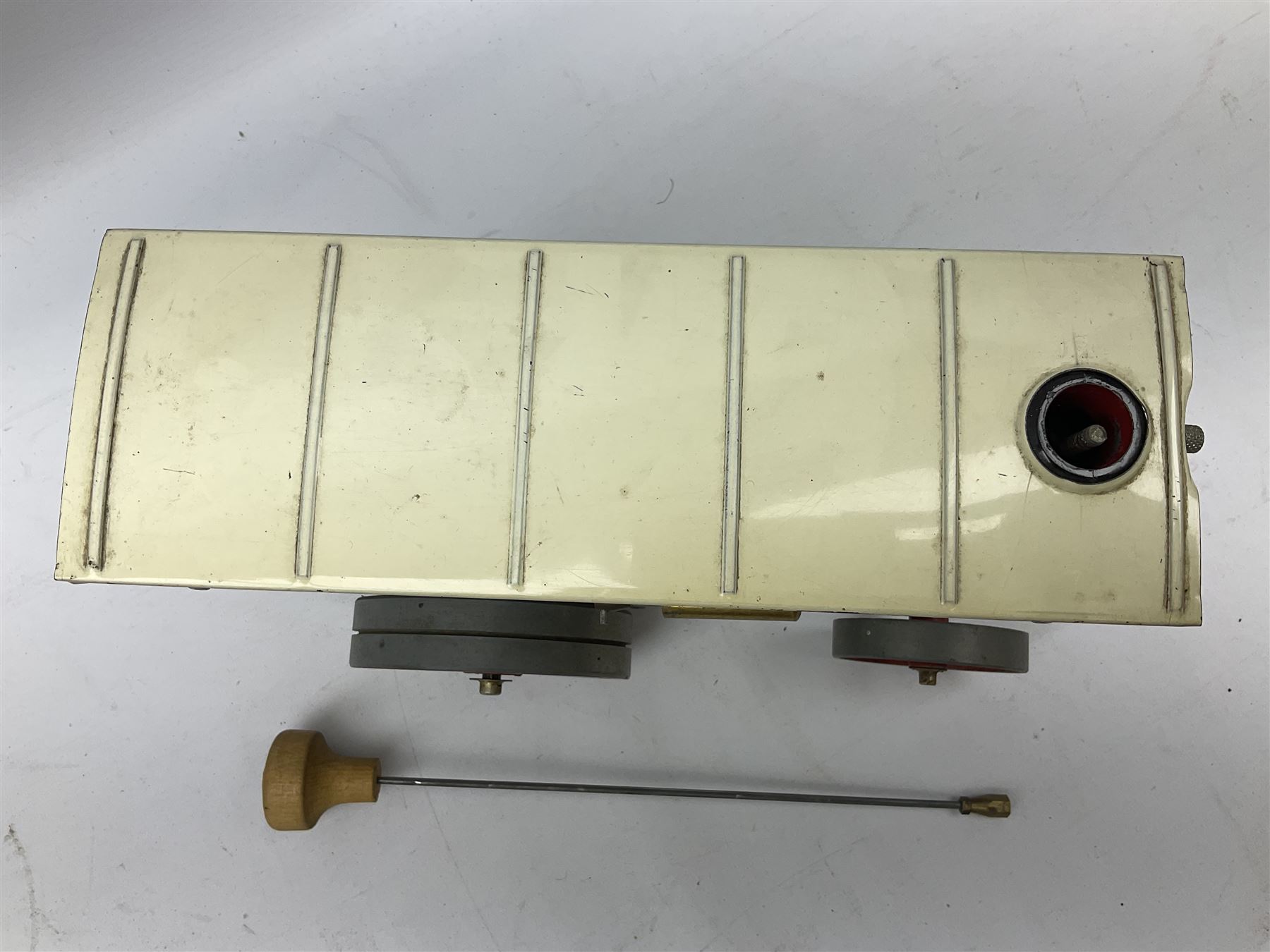 Mamod TE1A Steam Traction Engine with steering rod; unboxed.