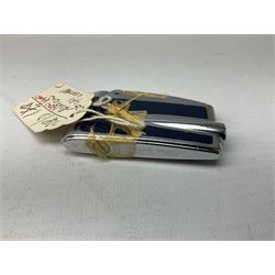 Collection of lighters to include examples by Ronson, Kingsway and Penguin, mother of pearl and engine turned examples, together with quantity of cigarette cases