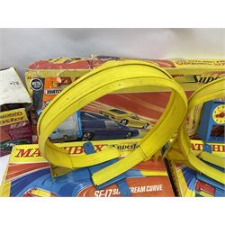 Matchbox Superfast Race Set with boxed Slipstream Curves and Superboosters; and quantity of playworn and unboxed die-cast models