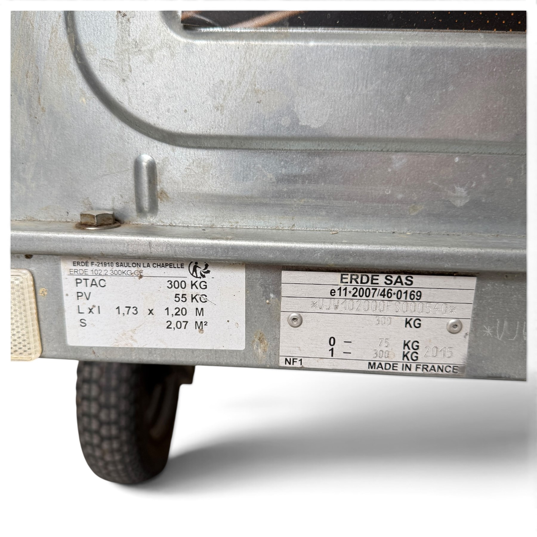 Erde - 102 classic trailer 