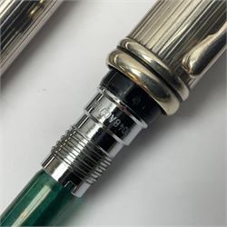 Cross sterling silver fountain pen, having fluted barrel and cap, stamped 