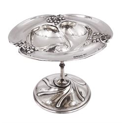 Art Nouveau silver bon bon dish, the bowl of trefoil form embossed with fruiting vines to the rim, upon a knopped pedestal and domed circular foot, hallmarked Levesley Brothers, Sheffield 1905, H8.8cm