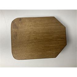 Mouseman oak pin tray, canted rectangular form with carved mouse signature, by the workshop of Robert Thompson, Kilburn, L10cm