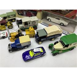 Matchbox - twelve Models of Yesteryear and two Dinky Collection die-cast models; all boxed; and quantity of unboxed Matchbox models 