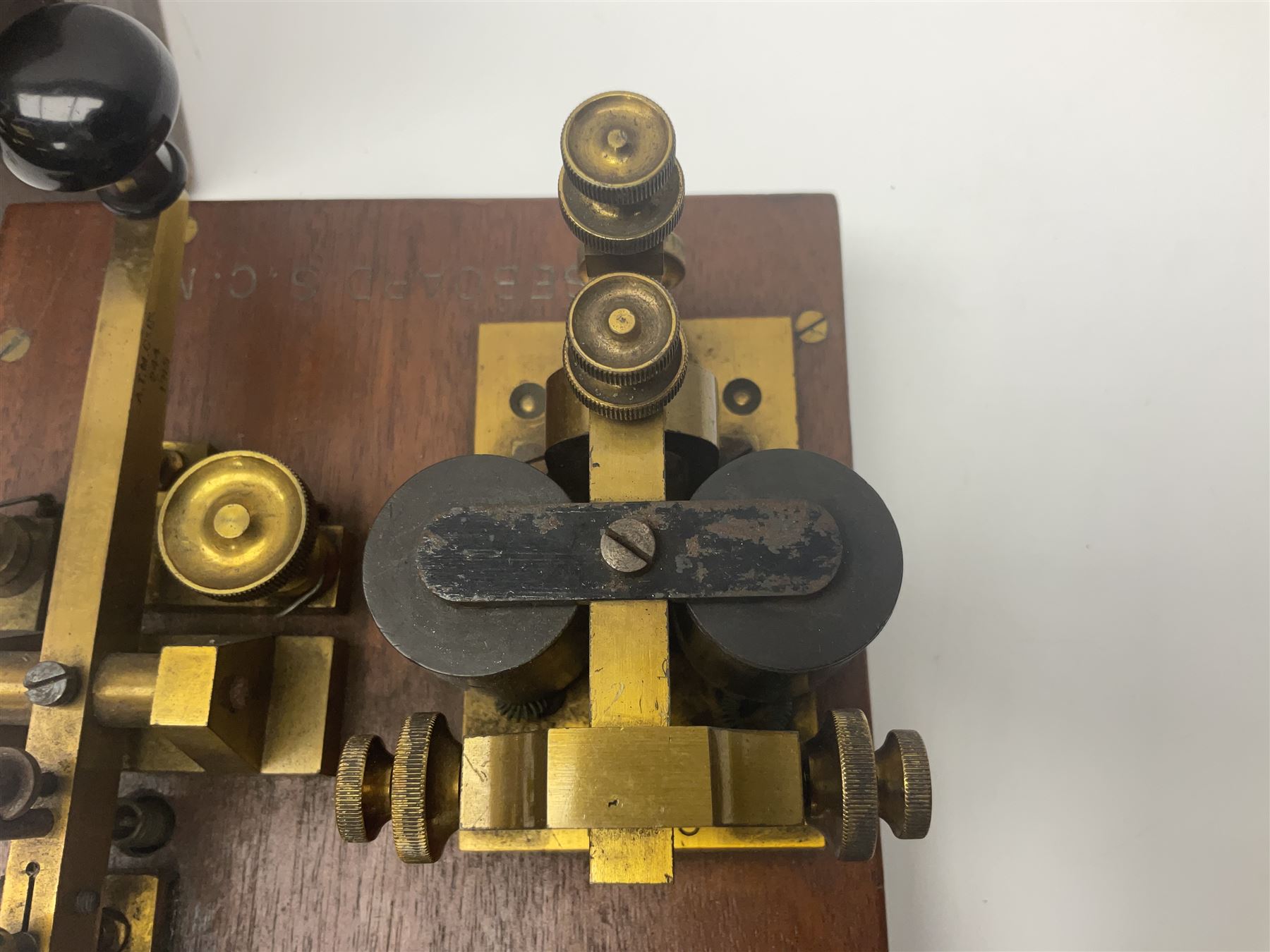 GPO telegraph morse code machine, marked GPO 10235 and Baseboard.S.C.MKII, in wooden carry case, case H16cm, L26cm 