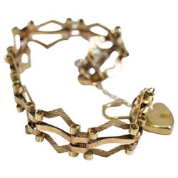 9ct gold fancy gate link bracelet, with heart locket clasp, hallmarked