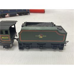 Hornby/Tri-Ang ‘00’ gauge - nine locomotives to include Britannia Class ‘Britannia’ 4-6-2 no.70000 in BR green; Class M7 4-4-0 Tank no.30027 in BR black; Princess Class ‘Princess Victoria’ 4-6-2 no.46205 in BR black; in original boxes; further loose models Princess Class ‘Princess Elizabeth’ 4-6-2 no.46201 in BR green; Class 3F 0-6-0 tank no.7606 in LMS crimson; TR double ended diesel locomotive; three further tank locomotives and one loose tender (10) 