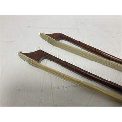 Gear 4 Music full size cello with a maple back and ribs and spruce top, ebony fittings and fingerboard, with two bows in hard case Length 123cm