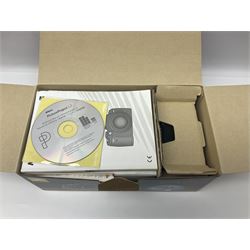 Nikon D40 camera body, serial no 742750, with Nikon 'AF-S Nikkor ED 18-55mm 1:3.5-5.6GII' lens, and case