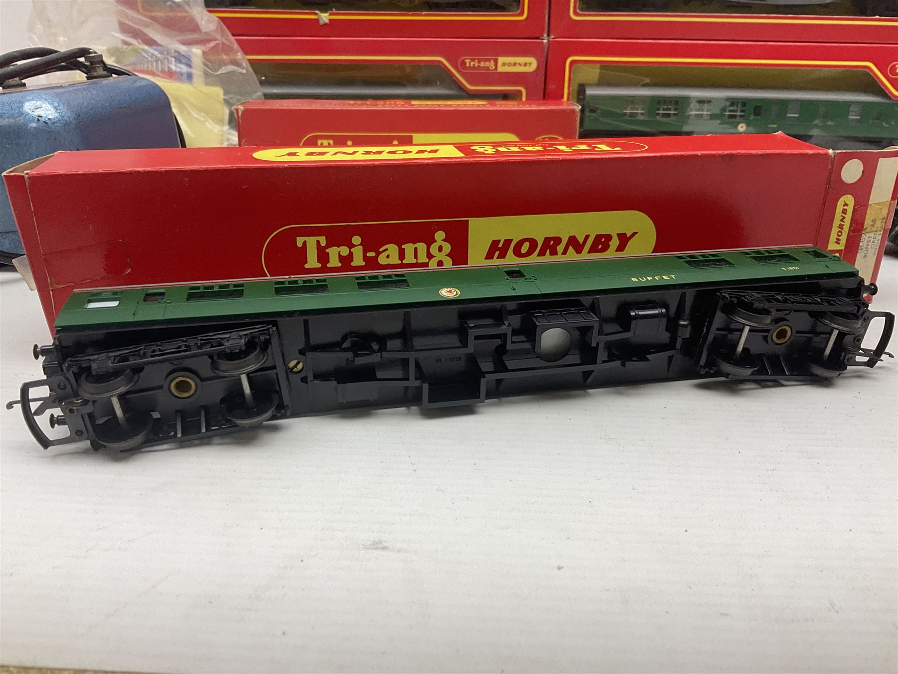Tri-ang/Hornby '00' gauge - Princess Class 4-6-2 locomotive 'Princess Elizabeth' No.46201 with tender; Battle Space Turbo Car, boxed; four passenger coaches, buffet car, track cleaning car and eight wagons, all boxed; and various other accessories