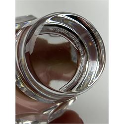 Edinburgh Crystal set, comprising square decanter, six old fashioned tumblers on a gallery tray, together with Edinburgh crystal water jug. 