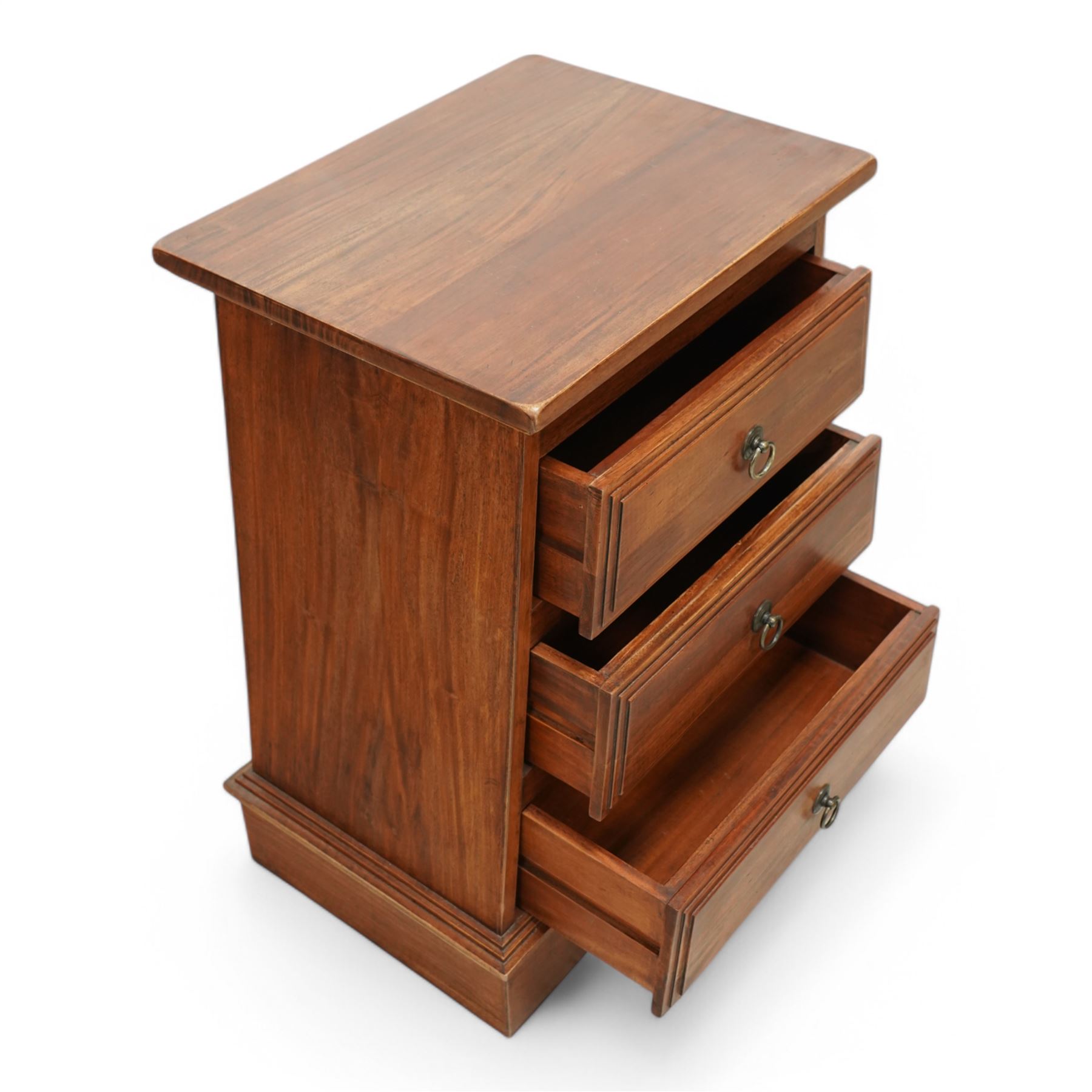 Cherry wood pedestal chest, rectangular tapered from fitted with three drawers, on plinth base